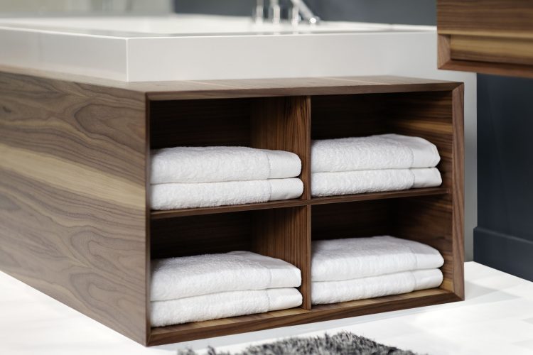 m-storage-cube bathtub storage shelves