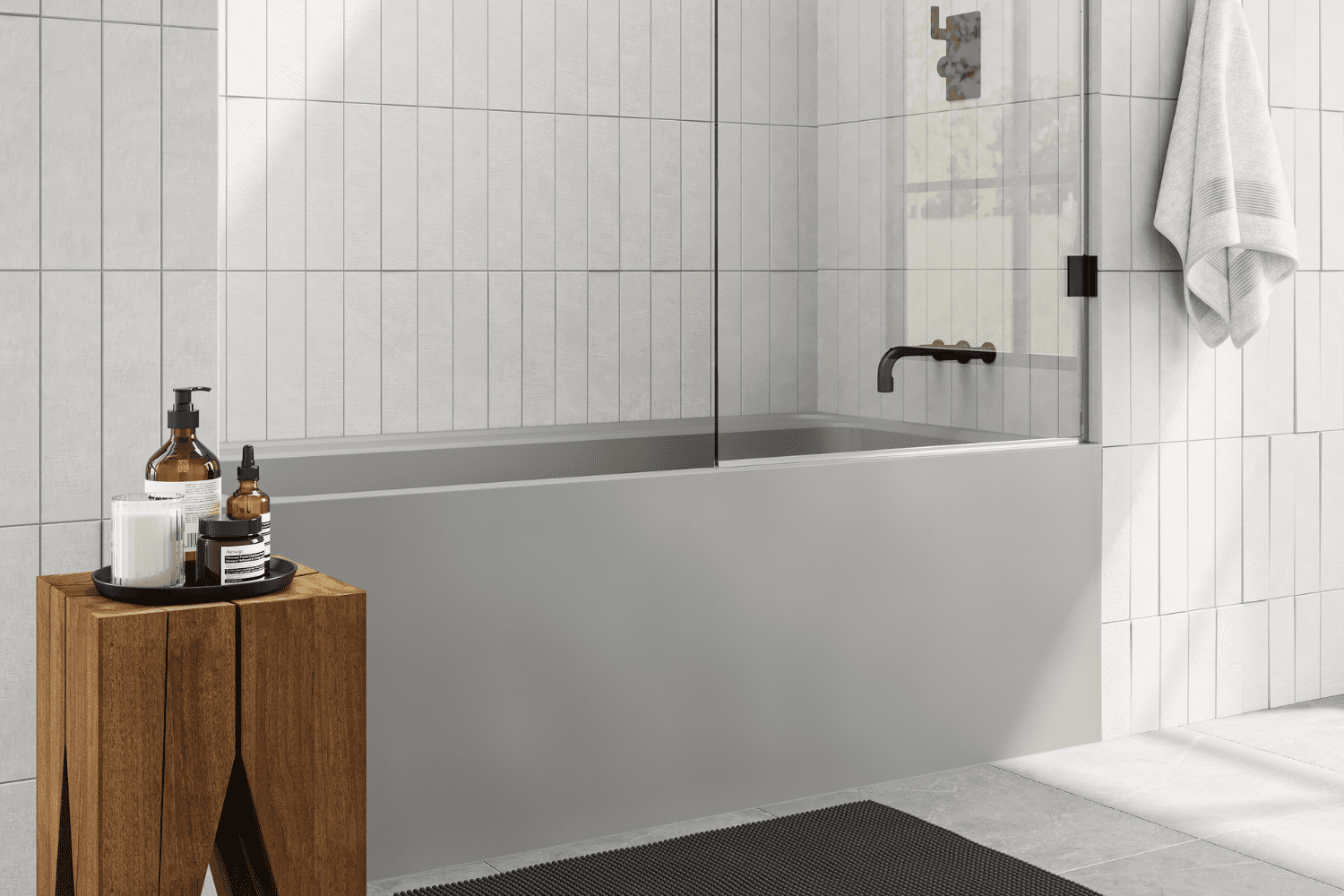 Alcove tub with gray finish
